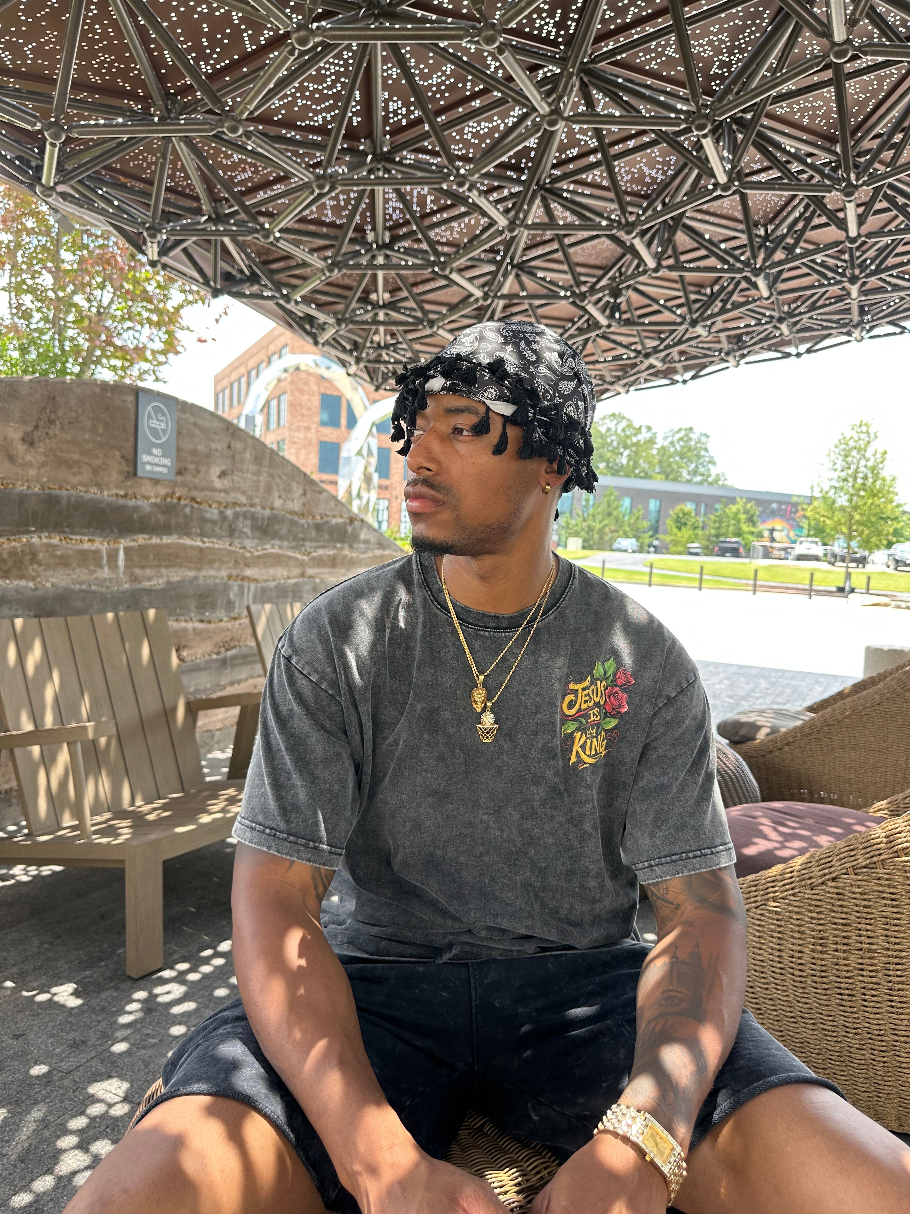 Jesus is king /Snow Washed Oversized Cotton T-Shirt